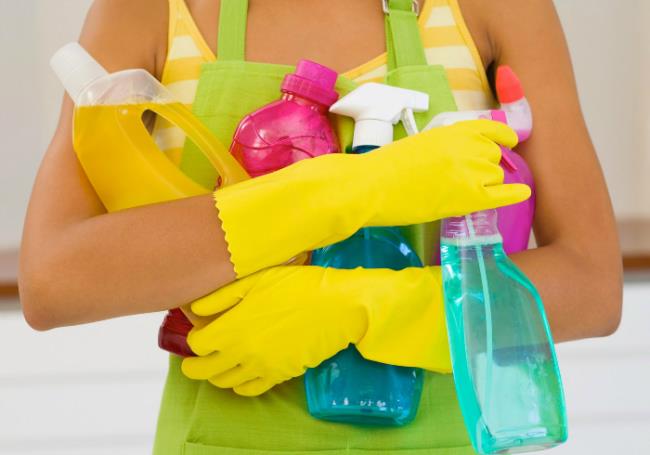 6 tips om uw handen mooi te houden, zelfs als u elke dag huishoudelijk werk moet doen