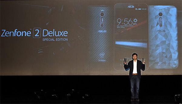 Asus memperkenalkan ZenFone 2 Deluxe dengan memori internal 256GB