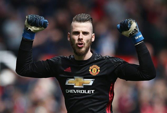 Synthesize pictures of the most beautiful goalkeeper David De Gea