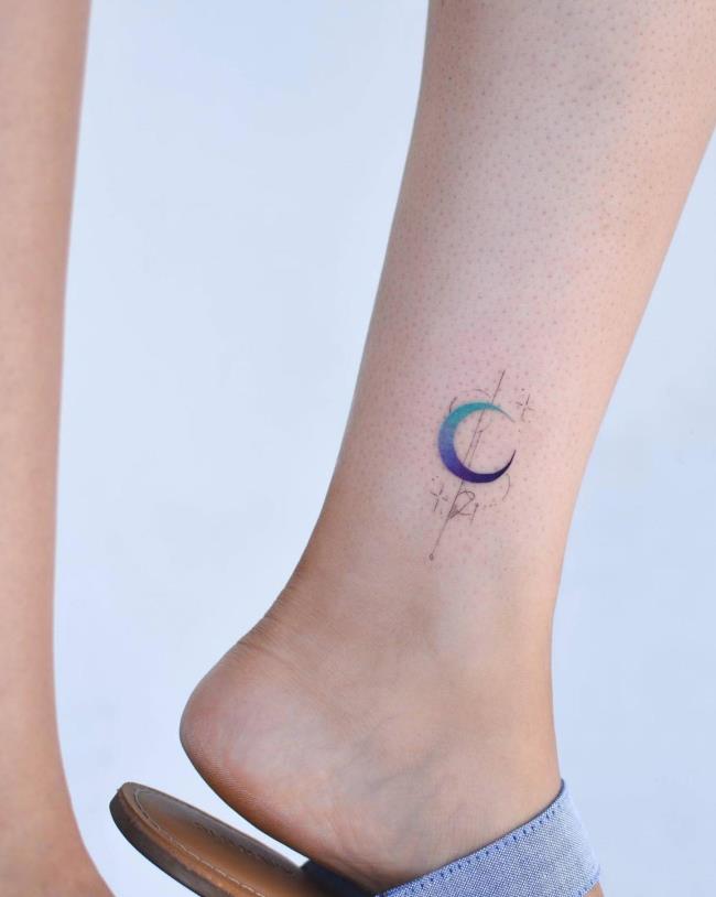 Koleksi tato pergelangan kaki yang super imut