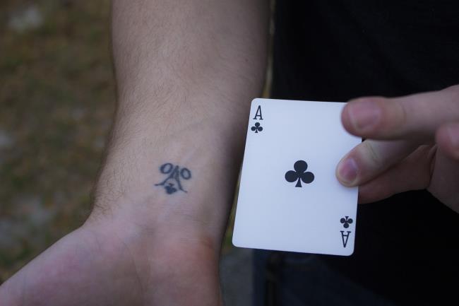 Collection des meilleurs dessins de tatouage - Que dit le jeu de 52 cartes?