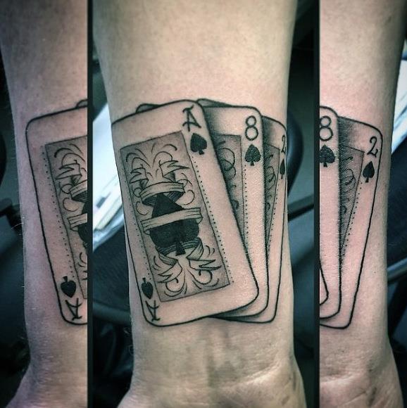 Sammlung der besten Tattoo-Designs - Was sagt das 52-Karten-Deck?