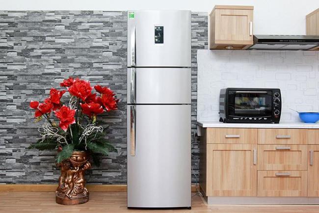Why should I buy an Electrolux refrigerator?