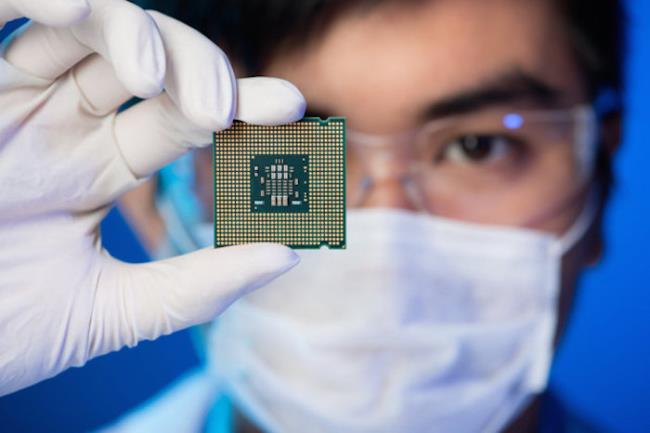 Intel tiene la ambición de fabricar chips de 7 nm