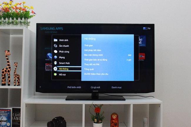 Atur mode hemat daya untuk TV Samsung