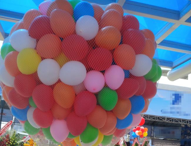 Sintetizza le migliori immagini di palloncini colorati