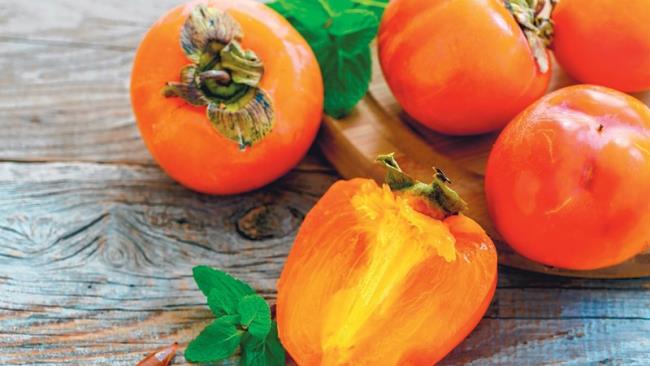 How to choose to buy delicious persimmons, how to distinguish Da Lat persimmon and Chinese persimmons