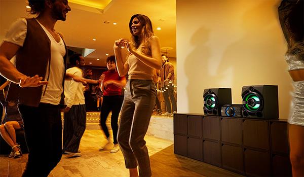 Find out about the two newly released Sony M40D and M60D sound systems