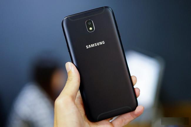 Samsung Galaxy J7 pro - top notch sefie with good price