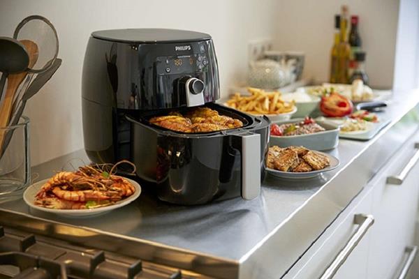 The pros and cons of the oil-free fryer.