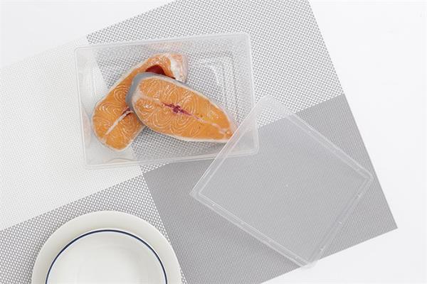 電子レンジで使用できる食品容器は何ですか？