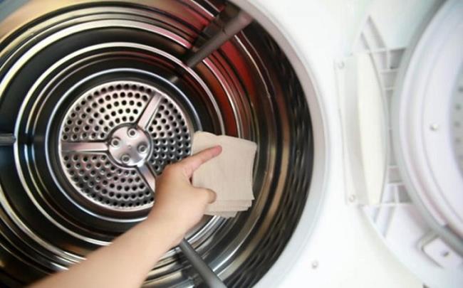 フロントローディング洗濯機、横扉の掃除方法