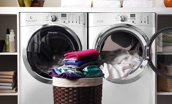چرا باید از برنامه شستشوی آب گرم روی ماشین لباسشویی استفاده کرد؟