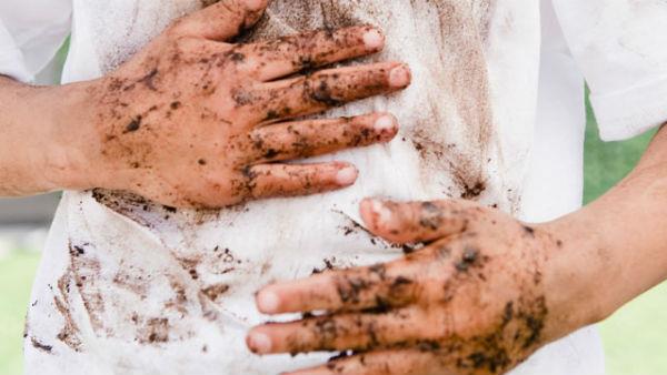 Why should not too dirty clothes be put into the washing machine?