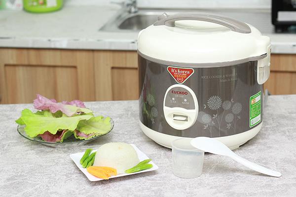 Is the Cuckoo rice cooker good?  Should I buy it?