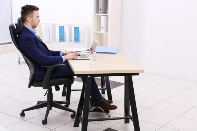 Top 5 Bürostühle zur Vorbeugung von Rückenschmerzen
