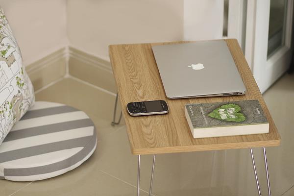 Meja lipat pintar untuk ruangan kecil