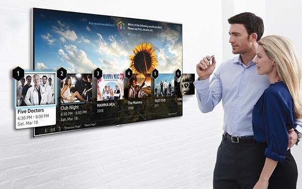 Panduan untuk mengontrol TV Samsung dengan suara
