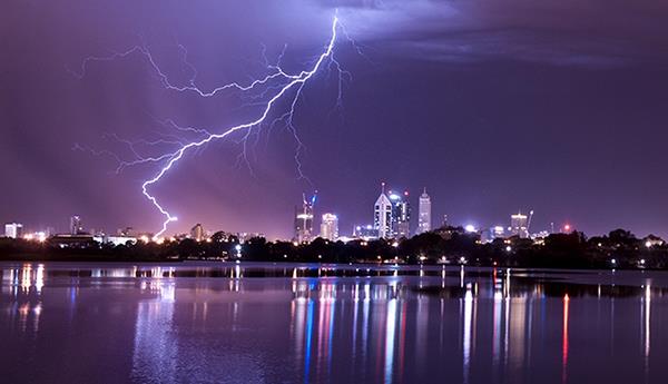 How to protect TV from lightning in this rainy season?