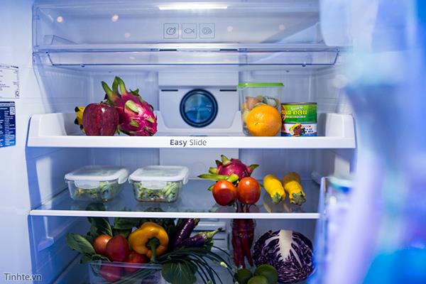 Erfahren Sie mehr über die Twin Cooling Plus-Technologie mit zwei unabhängigen Innengeräten an Samsung-Kühlschränken