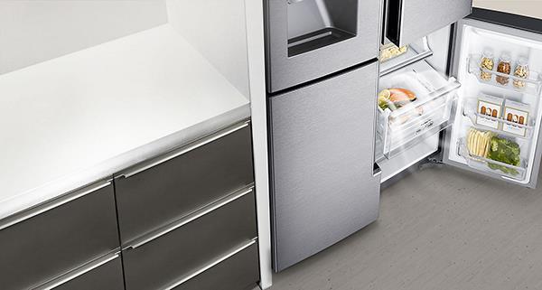 Find out details about the switch compartment of the Multidoor Samsung refrigerator
