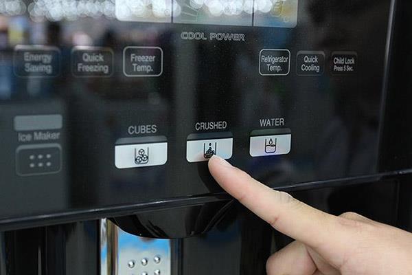 Automatic ice making feature on Hitachi refrigerators