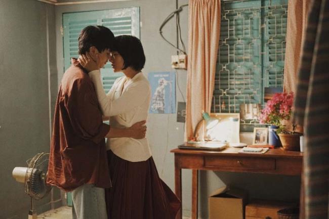 Reseña de la película Saigon In The Rain: Mira todas las películas, memoriza la canción