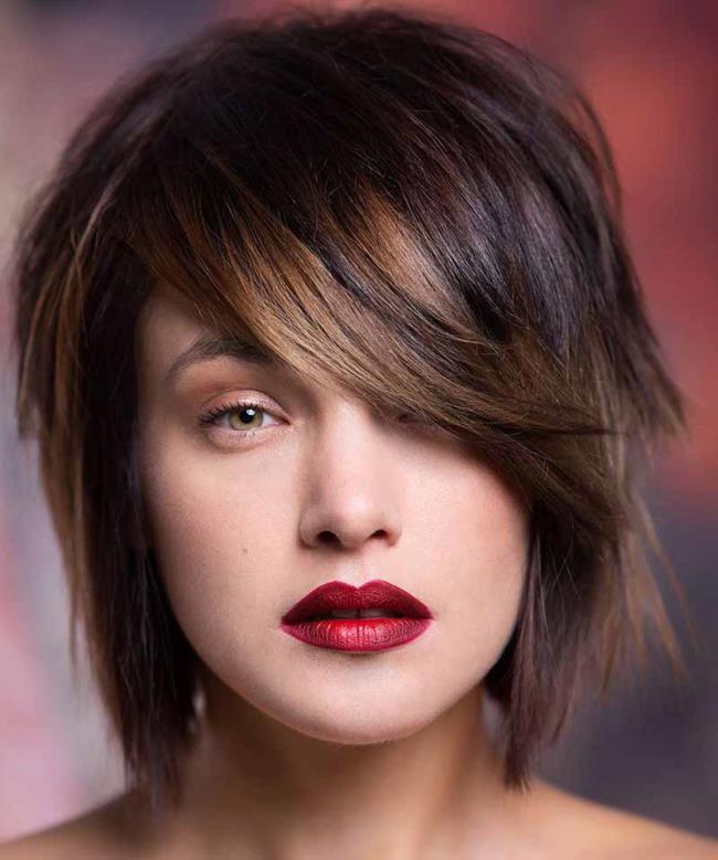 Los cortes de pelo medianos más bonitos del momento: 50 imágenes