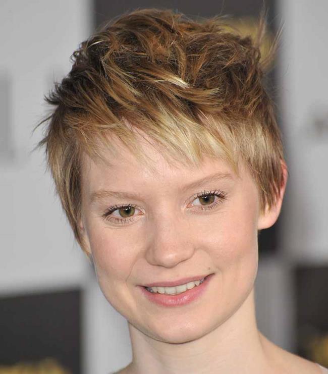 Most beautiful short haircuts ever: 100 images