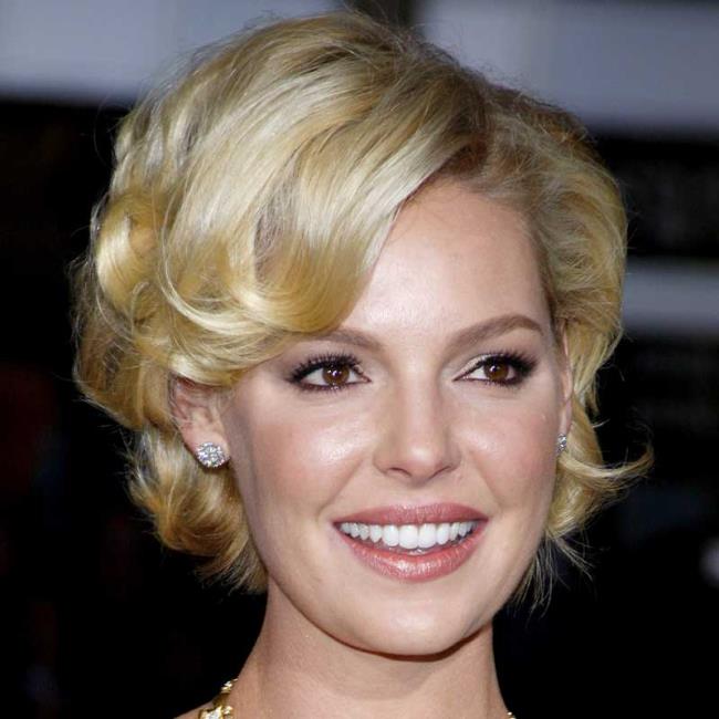 Most beautiful short haircuts ever: 100 images