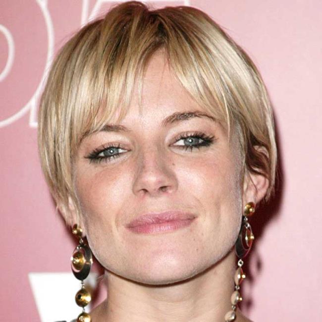 Most beautiful short haircuts ever: 100 images