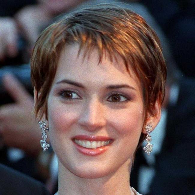 Most beautiful short haircuts ever: 100 images