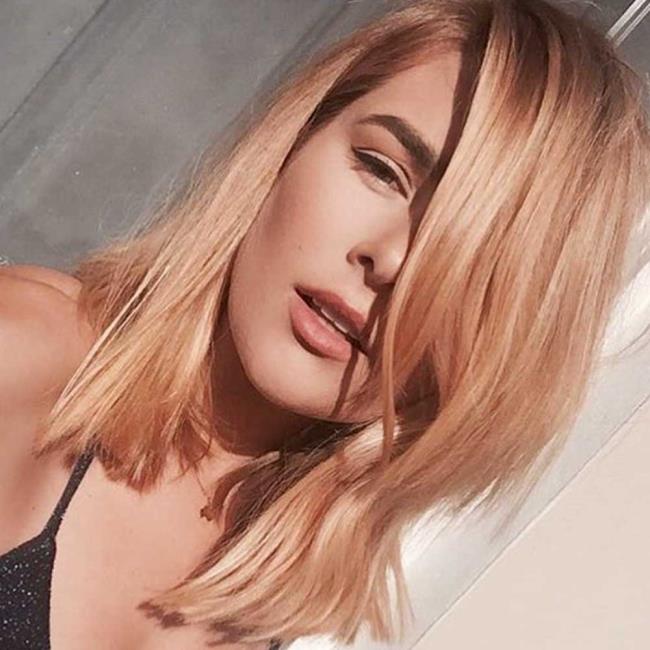 Medium haircuts Summer 2020: trends in 160 images