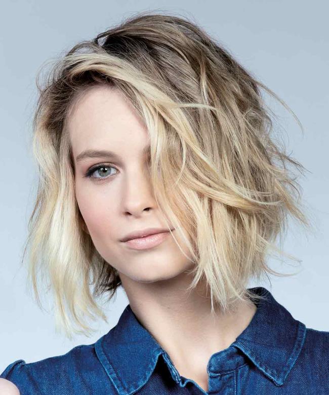 Medium haircuts Summer 2020: trends in 160 images