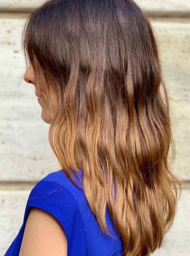 Medium haircuts Summer 2020: trends in 160 images