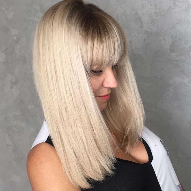 Medium haircuts Summer 2020: trends in 160 images