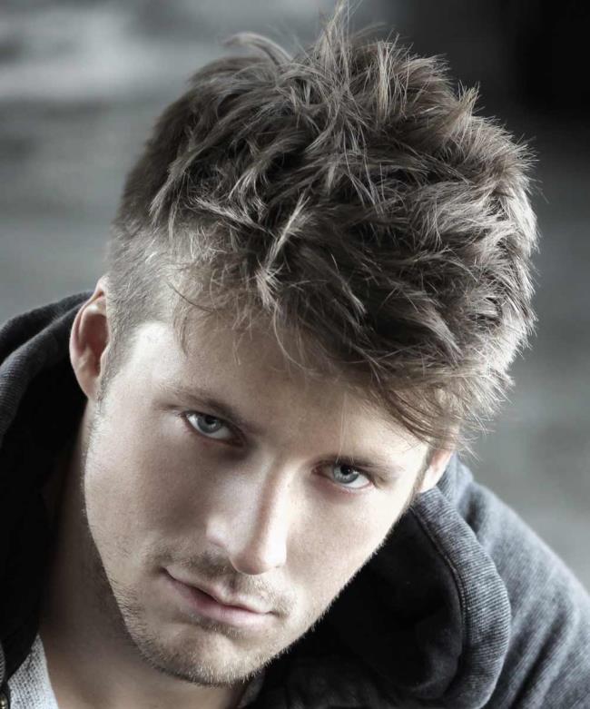 Men's hairstyles 2020: 50 photos with trendy looks!