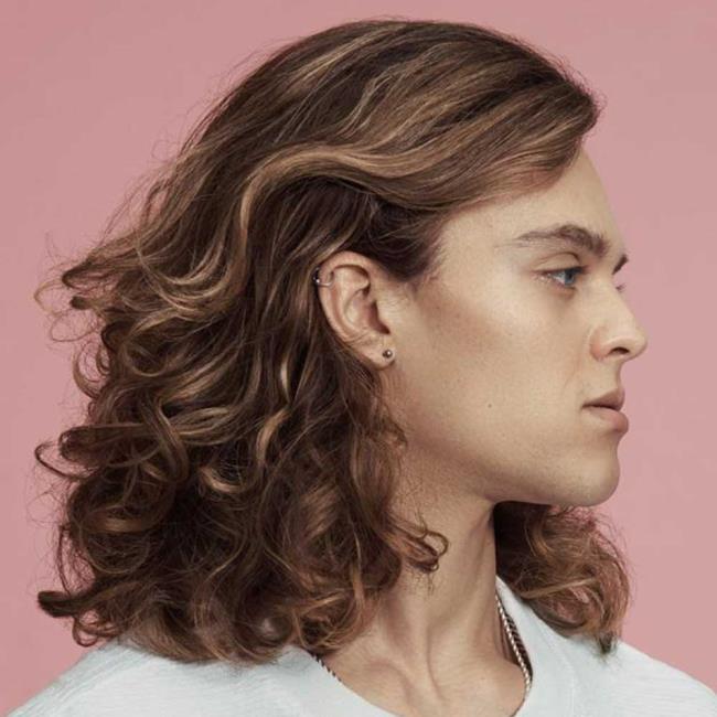पुरुषों के बाल कटाने ग्रीष्मकालीन 2020: 140 छवियों में रुझान