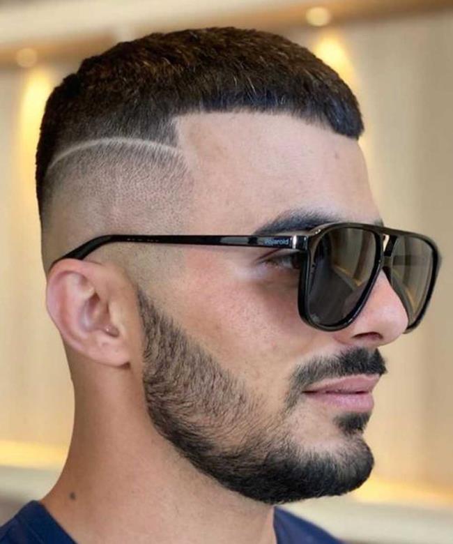 Potongan rambut lelaki Musim Panas 2020: trend dalam 140 gambar