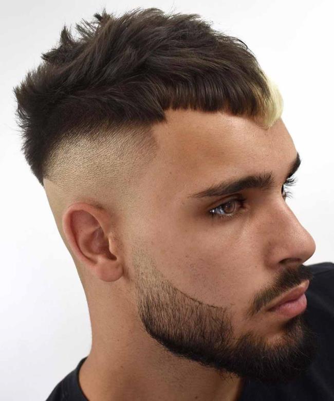 Coupes de cheveux homme été 2020: les tendances en 140 images