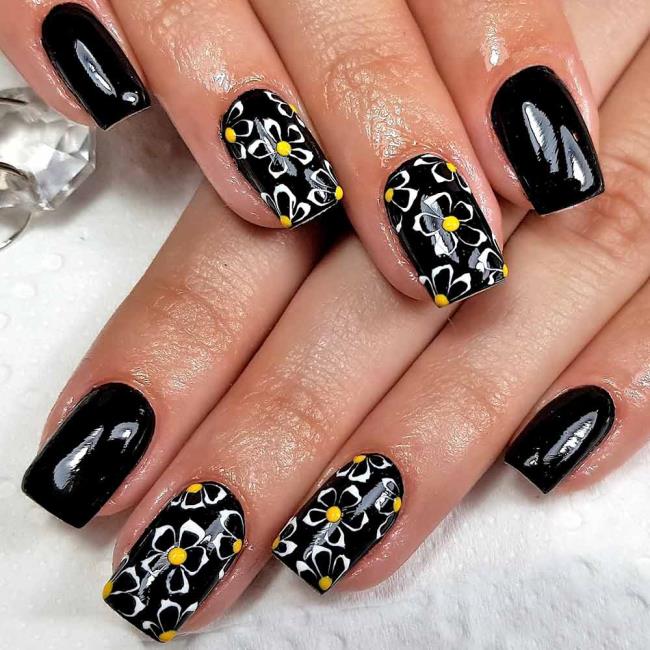 Gel nails 2020: trends and nail art, 100 images