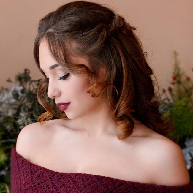 Hairstyles for Christmas and New Year's parties: the most beautiful!