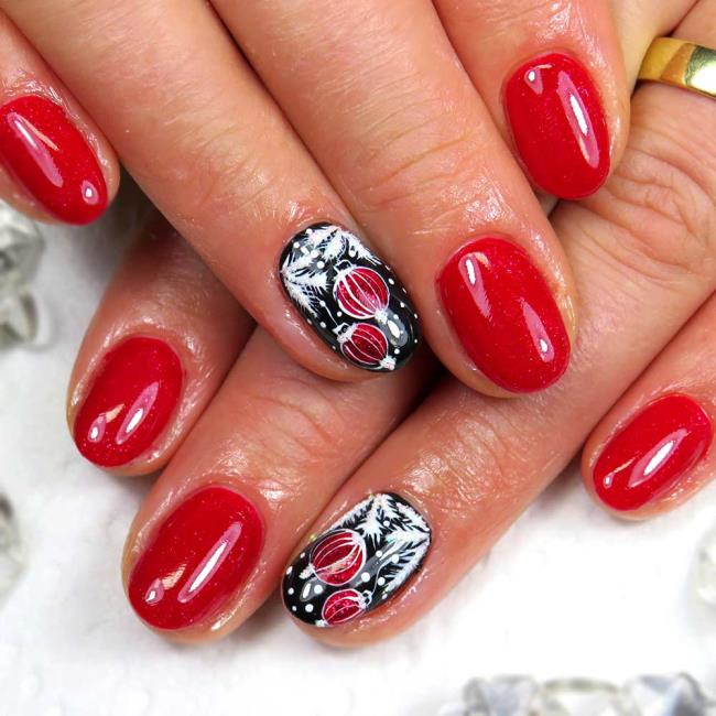 Red Christmas nails 2020: the most beautiful ideas