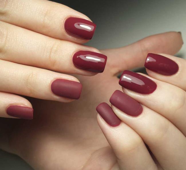 Ongles de Noël rouges 2020: les plus belles idées