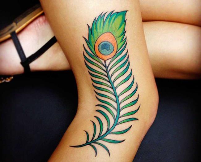 Feather tattoo: meaning and 150 photos to inspire you