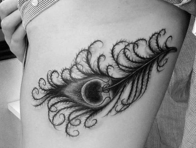 Feather tattoo: meaning and 150 photos to inspire you