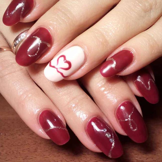 Valentine's Day nails 2020: 70 beautiful nail art ideas