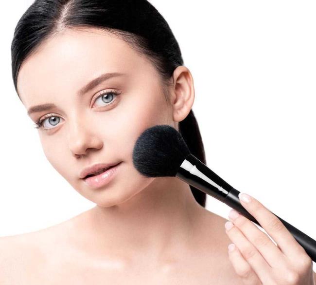 Todos los usos del Polvo Transparente: ¡secretos de un maquillador!