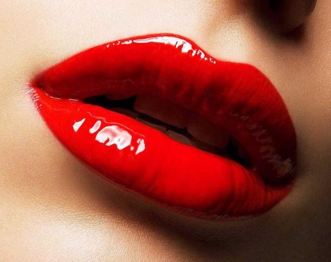 Lipstik: tips dan rahasia memiliki lipstik yang sempurna!