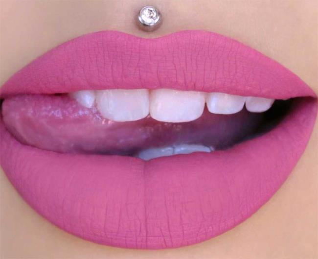 Rouges à lèvres: trucs et secrets pour avoir un rouge à lèvres parfait!